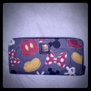 Disney wallet - Dooney & Bourke